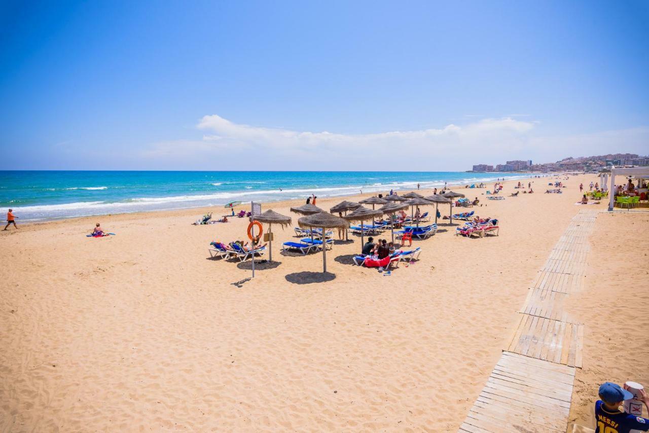 Playa La Mata - Apartamento "Limonka" ภายนอก รูปภาพ